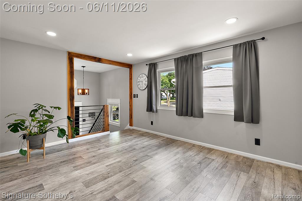 954 Panorama Drive, Milford, MI 48381 — Photo 21