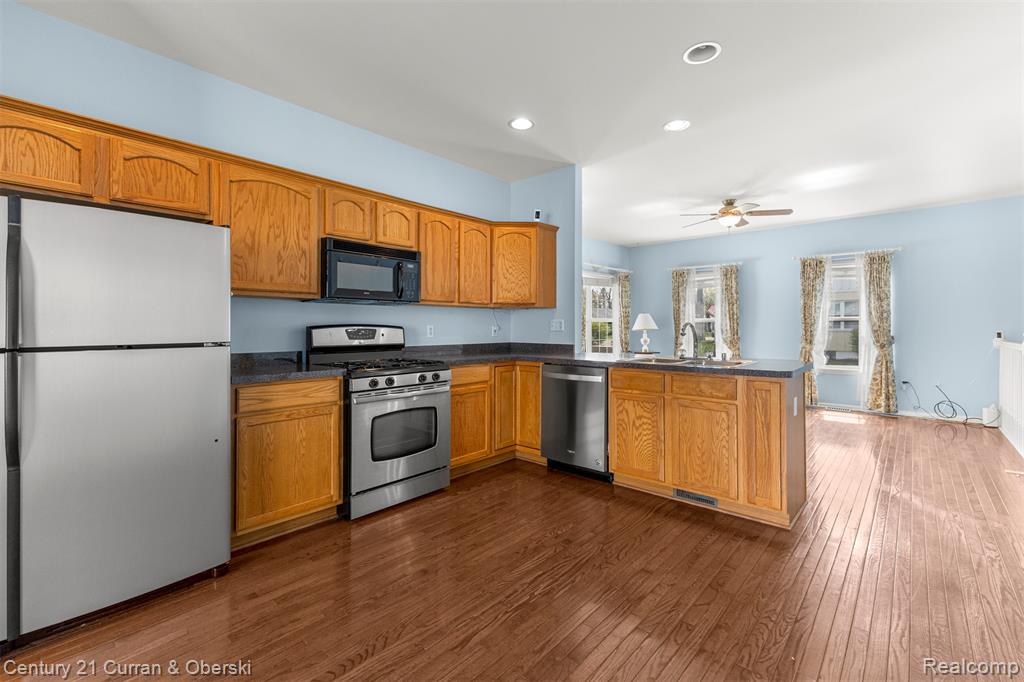 60 S Biggs Street, Belleville, MI 48111 — Photo 5