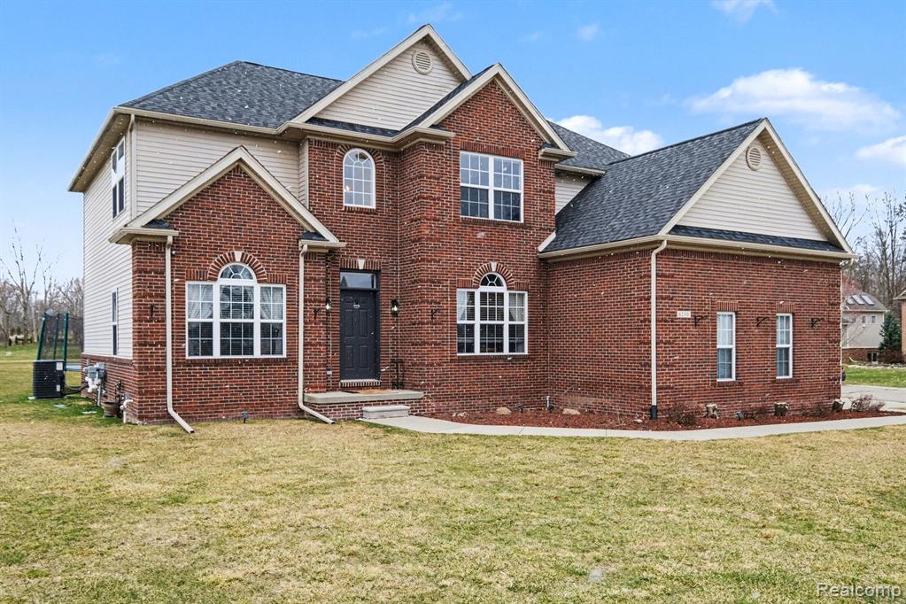 6230 Leighland Drive, Grand Blanc, MI 48439 — Photo 22