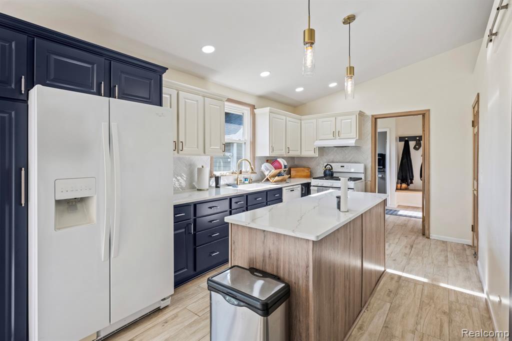 5466 Webster Road, Flint, MI 48504 — Photo 13