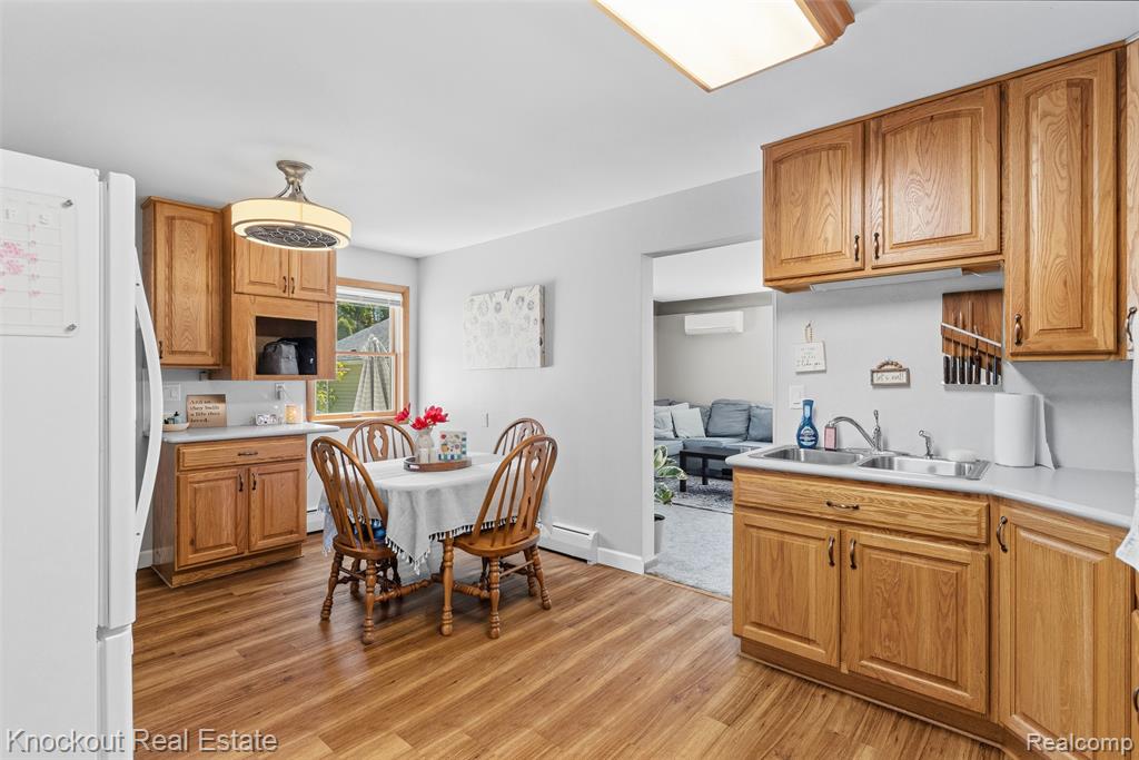 705 Burns Street, Essexville, MI 48732 — Photo 12