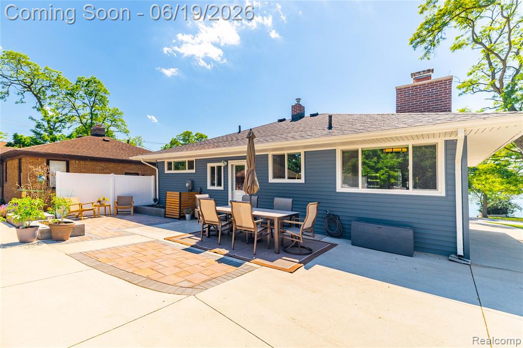 25815 West River Road, Grosse Ile, MI 48138 — Photo 31