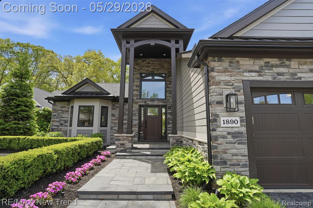 1890 Spruce Drive, Commerce Twp, MI 48390 — Photo 4