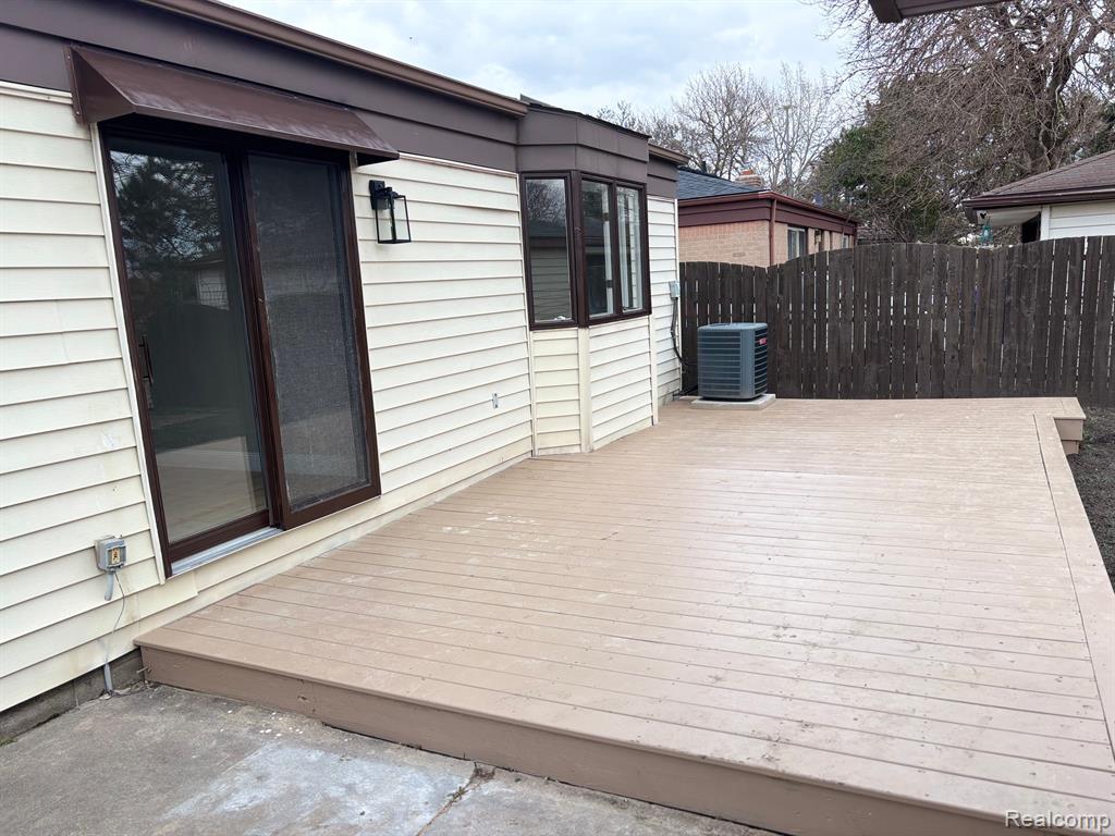 5246 MCKINLEY Road, Warren, MI 48091 — Photo 10
