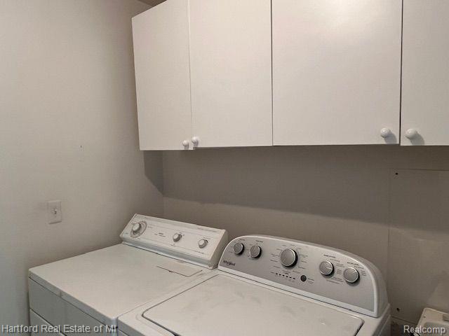 407 N OAK Drive, Walled Lake, MI 48390 — Photo 16
