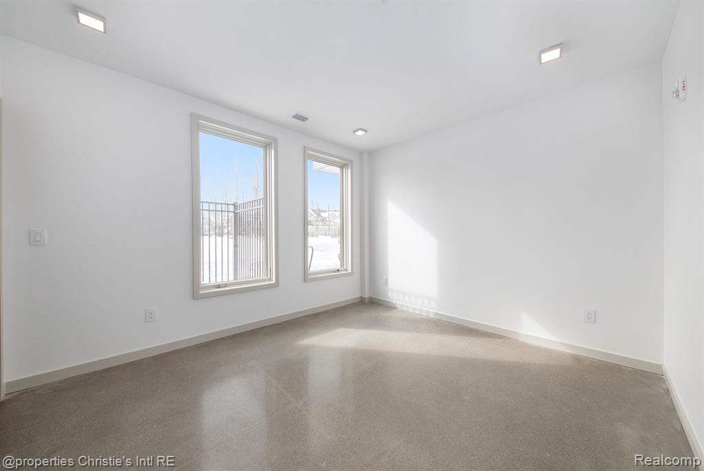 1454 Townsend, Detroit, MI 48214 — Photo 17