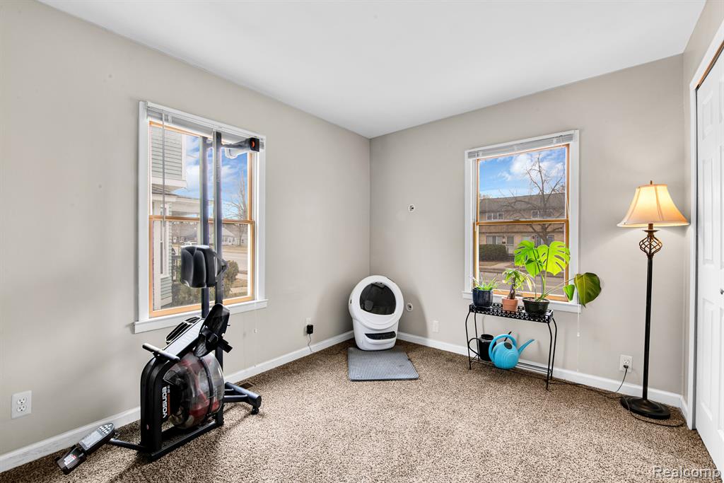 81 CROCKER Boulevard, Mount Clemens, MI 48043 — Photo 17