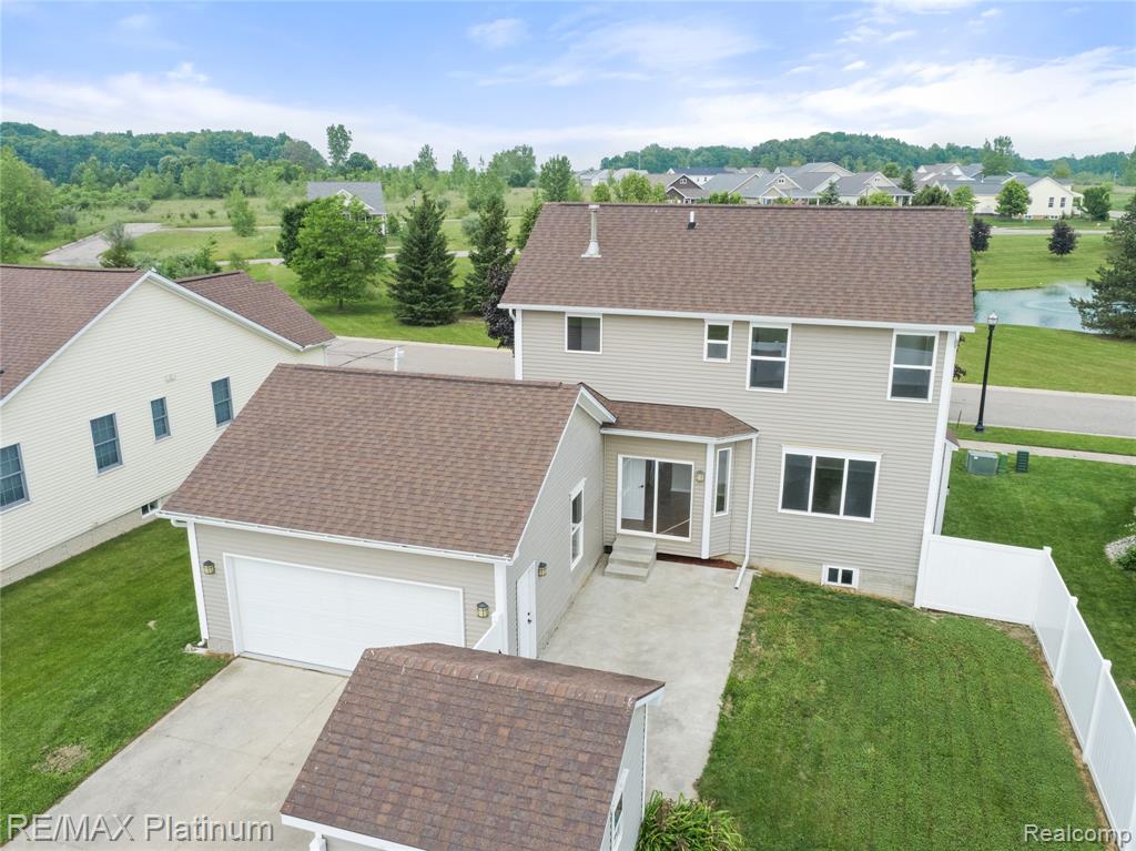 6327 Saint Charles Pass, Swartz Creek, MI 48473 — Photo 6