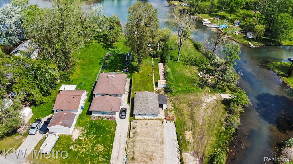 657 Dunleavy Drive, Highland, MI 48356 — Photo 34