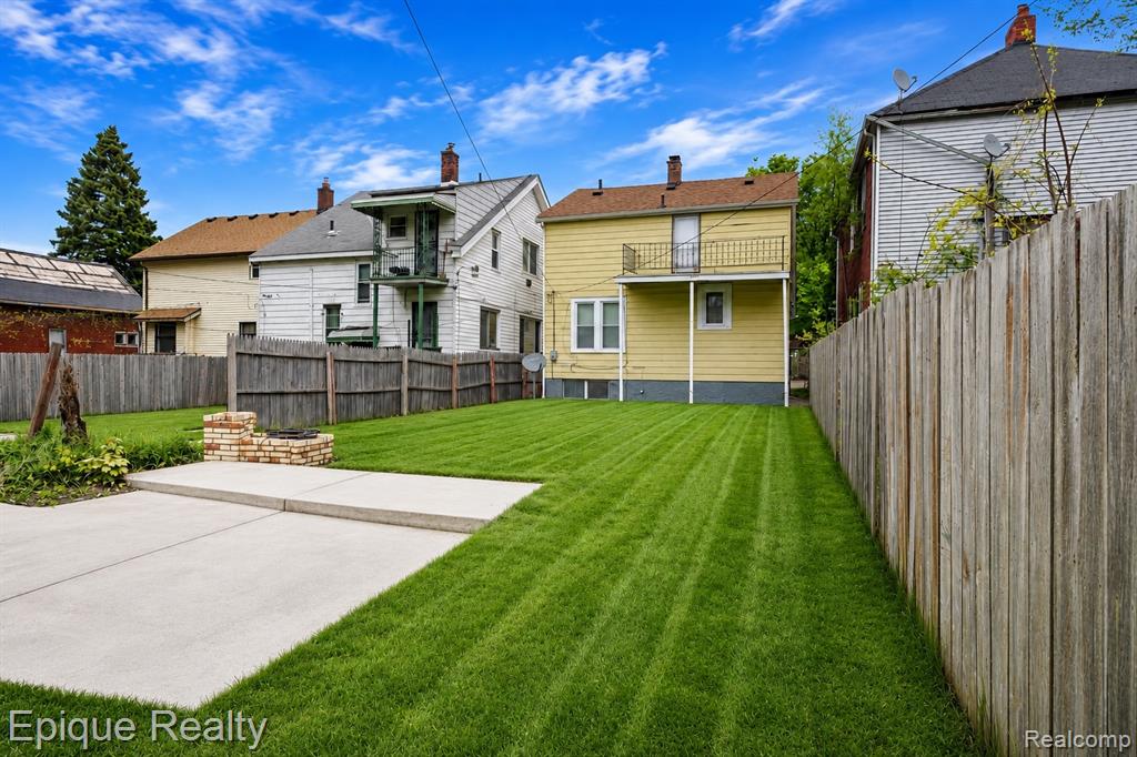 5045 Fairview Street, Detroit, MI 48213 — Photo 31