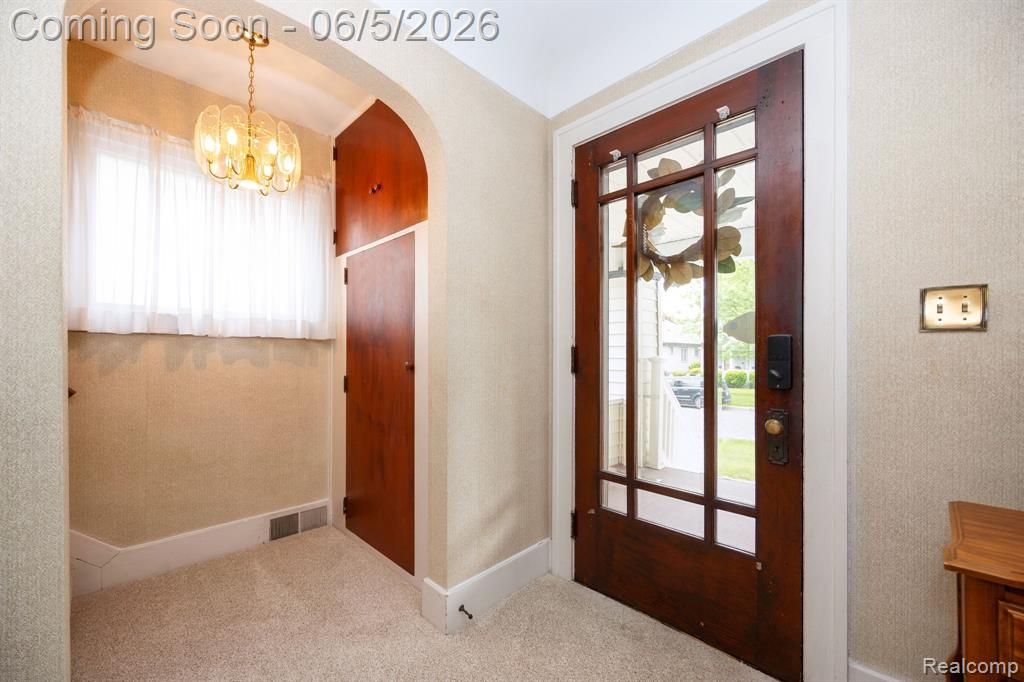 447 Maple Street, Wyandotte, MI 48192 — Photo 18