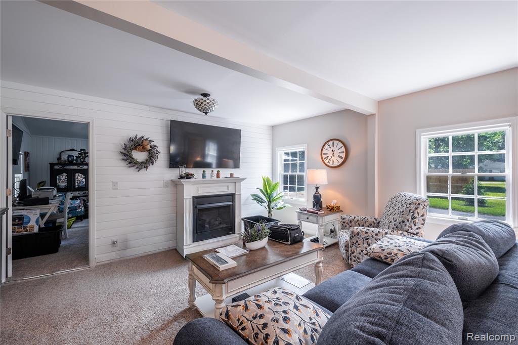 308 N Seymour Road, Flushing, MI 48433 — Photo 6
