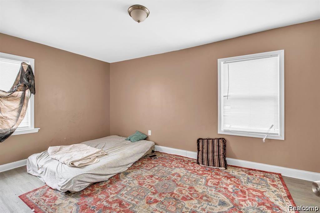 8362 CLOVERLAWN Street, Detroit, MI 48204 — Photo 19