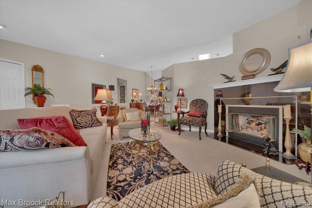 38750 CHESSINGTON, Farmington Hills, MI 48331 — Photo 7
