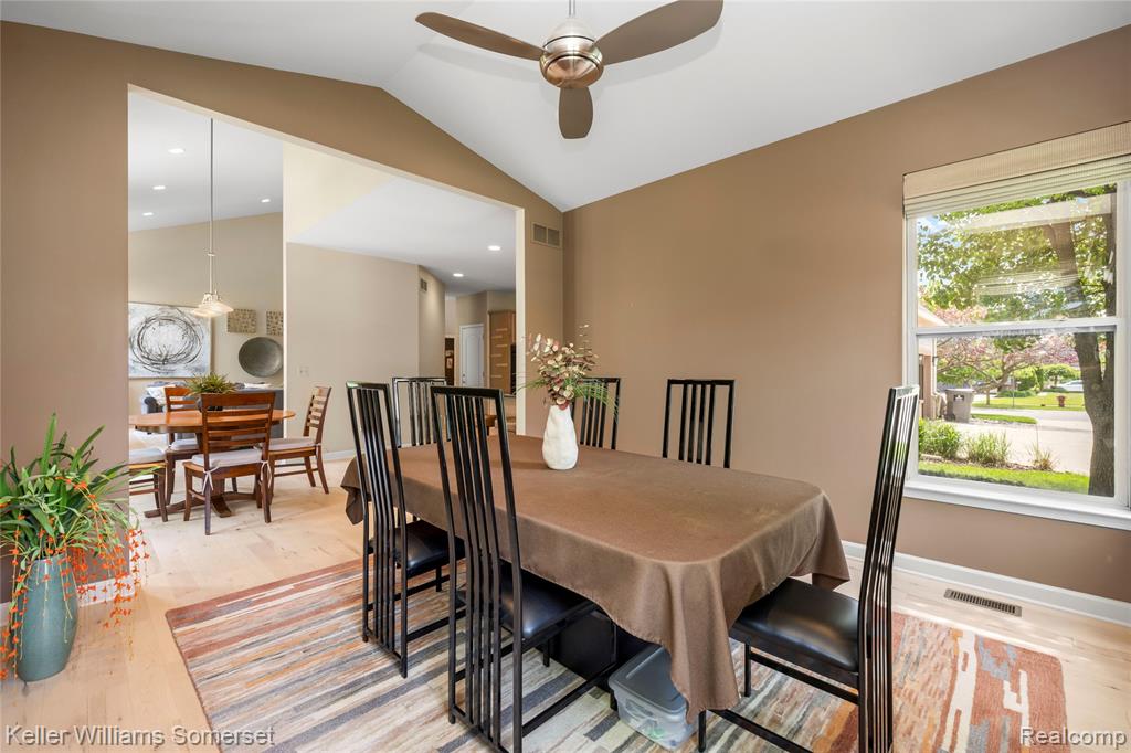 8354 Hummingbird, Commerce Twp, MI 48382 — Photo 36