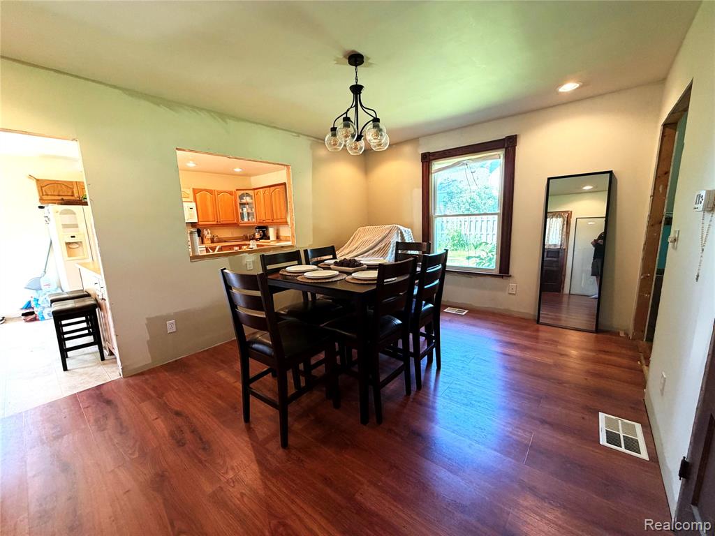 208 E Mill Street, Capac, MI 48014 — Photo 10