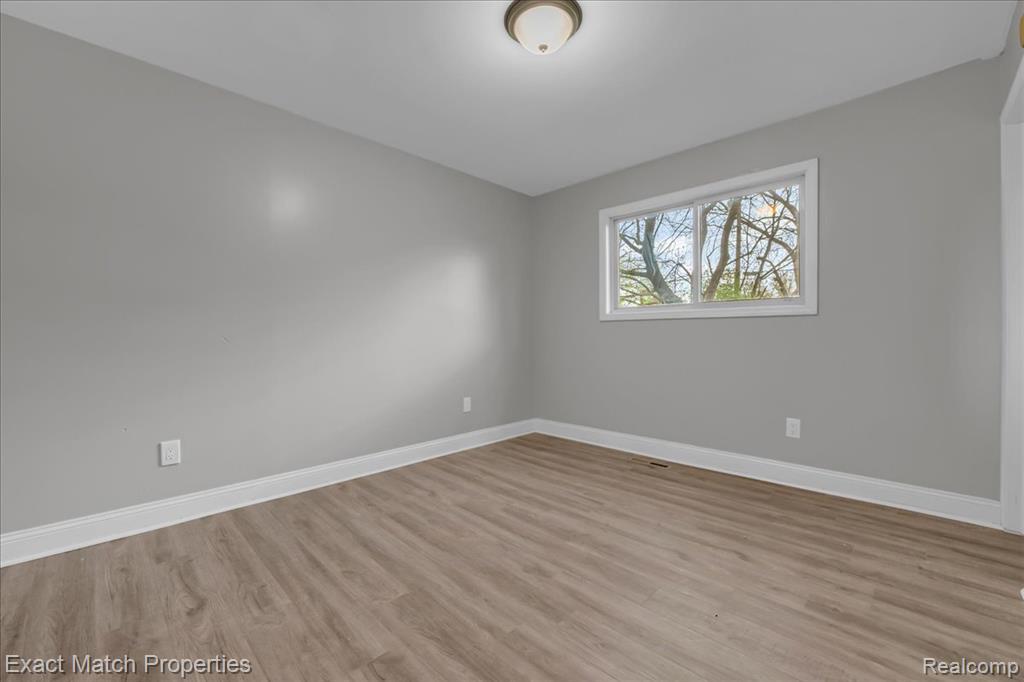 724 Parkwood Avenue, Pontiac, MI 48340 — Photo 17