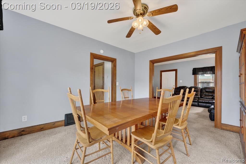 33 Ferrin Place, Mount Clemens, MI 48043 — Photo 15