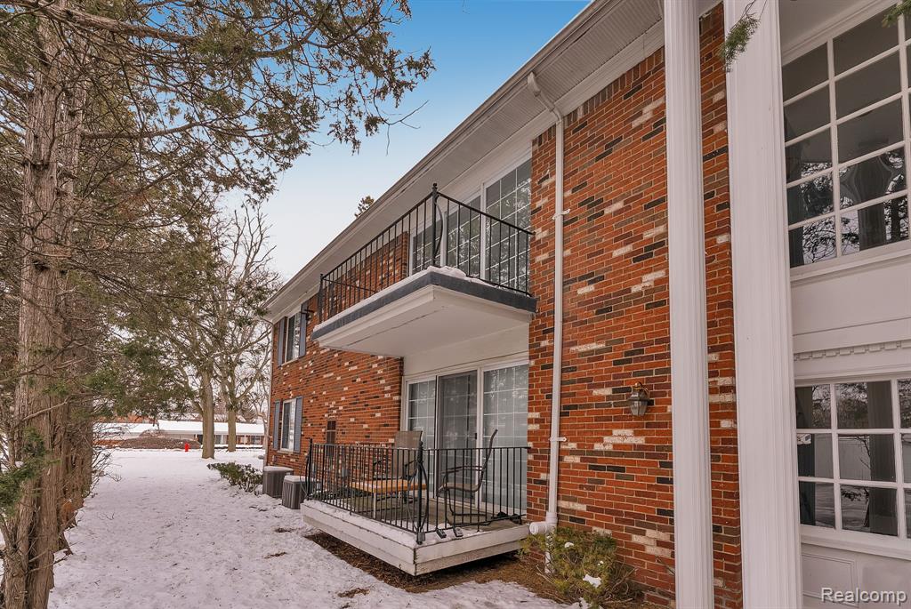 408 Fox Hills #A5 Drive S, Bloomfield Hills, MI 48304 — Photo 32