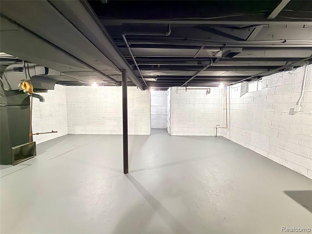 13540 E State Fair Street, Detroit, MI 48205 — Photo 40