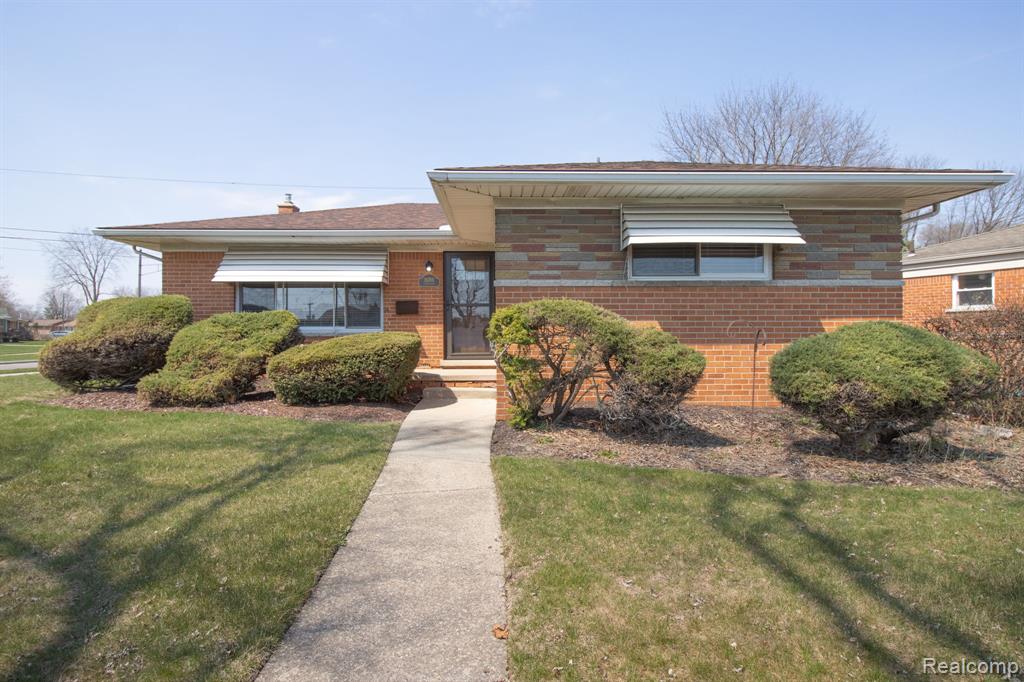 30705 Longfellow Avenue, Madison Heights, MI 48071 — Photo 45