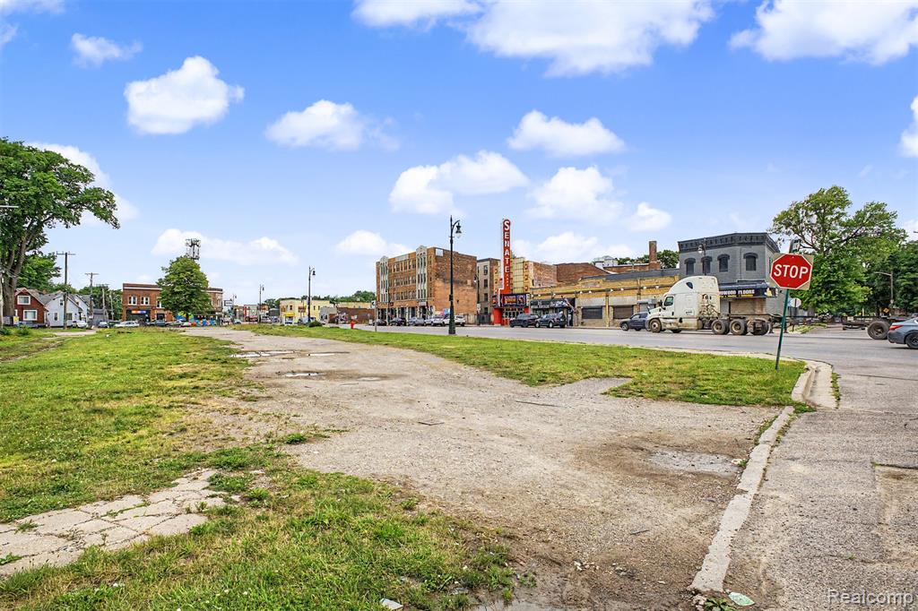 6355 Michigan Avenue, Detroit, MI 48210 — Photo 4