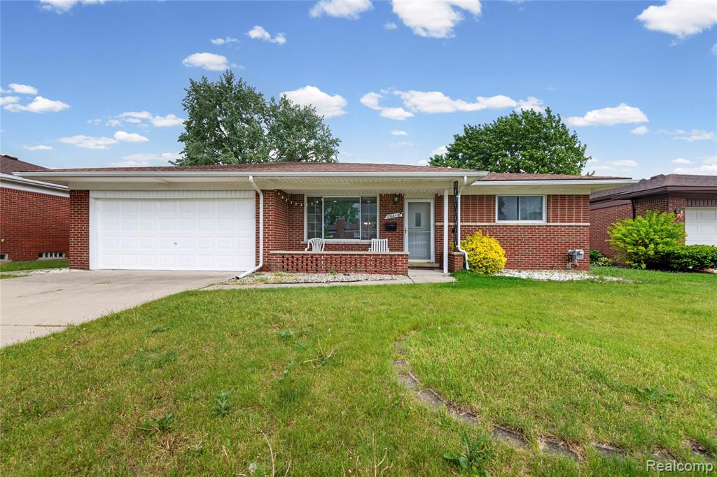 29410 Runey Drive, Warren, MI 48092 — front exterior