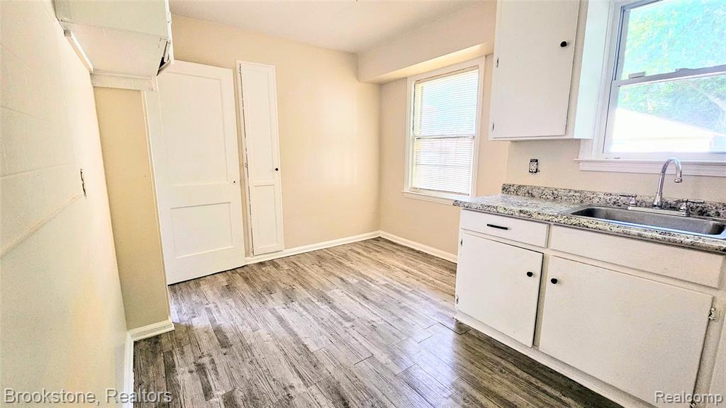 7336 Chatham, Redford, MI 48239 — Photo 12