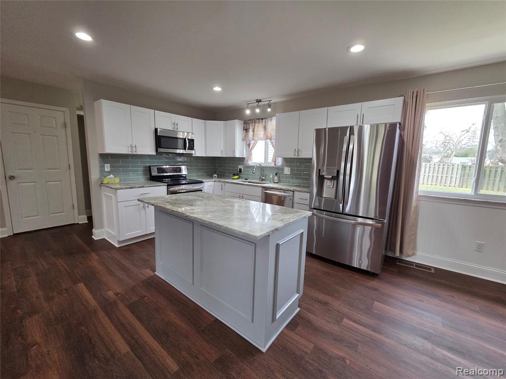 5372 Moceri Lane, Grand Blanc, MI 48439 — Photo 7
