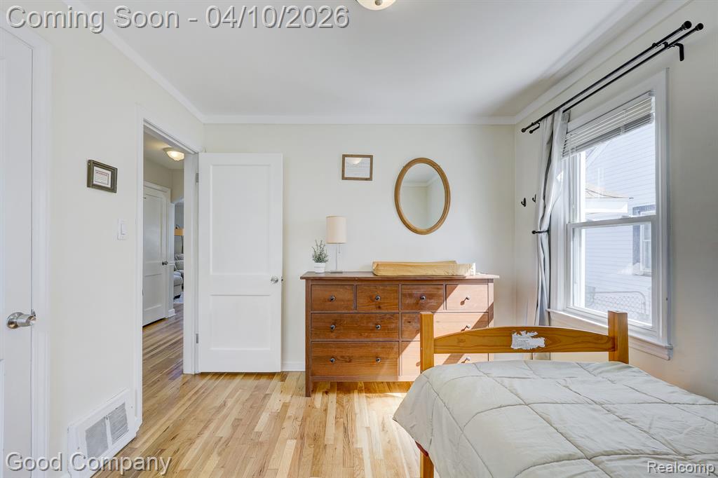 915 N Dorchester Avenue, Royal Oak, MI 48067 — Photo 28