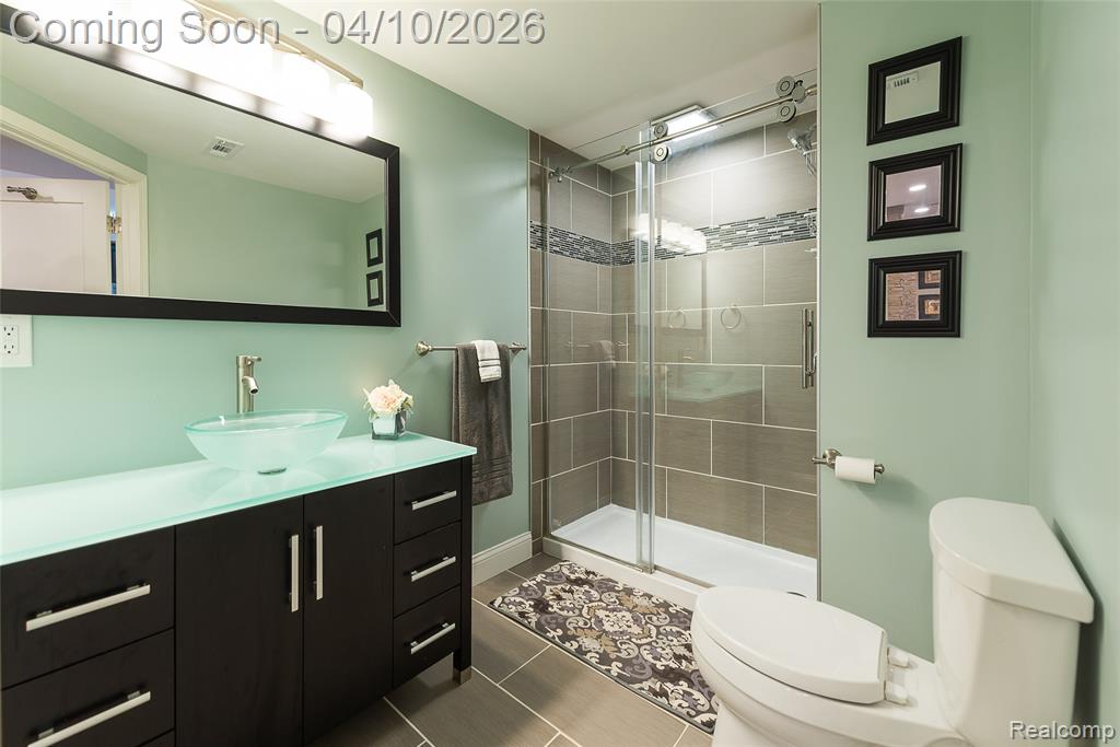 48880 Central Park Drive, Canton, MI 48188 — Photo 32