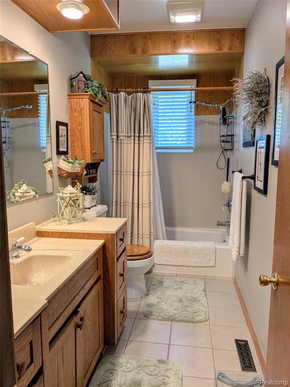 9512 Pearl Beach Boulevard, Algonac, MI 48001 — Photo 24