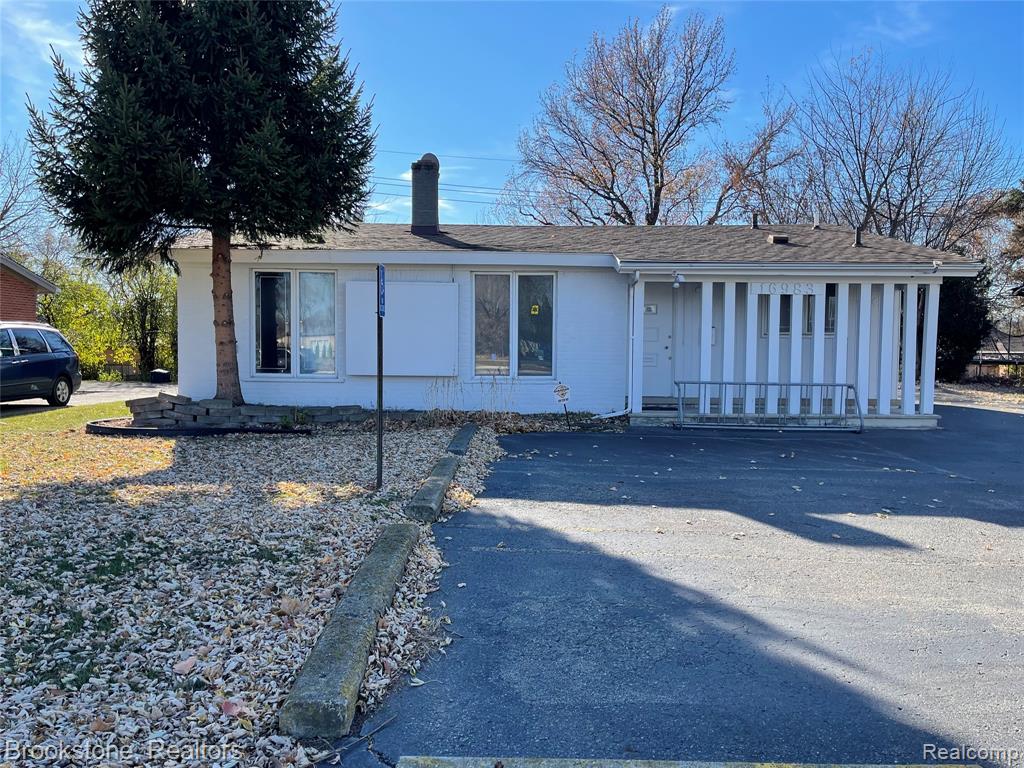 16983 W 10 Mile Road, Southfield, MI 48075, Southfield, MI, 48075