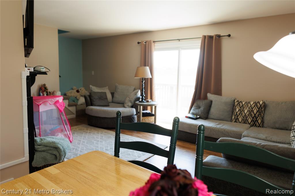 8493 Pepper Ridge Drive E, Grand Blanc, MI 48439 — Photo 11