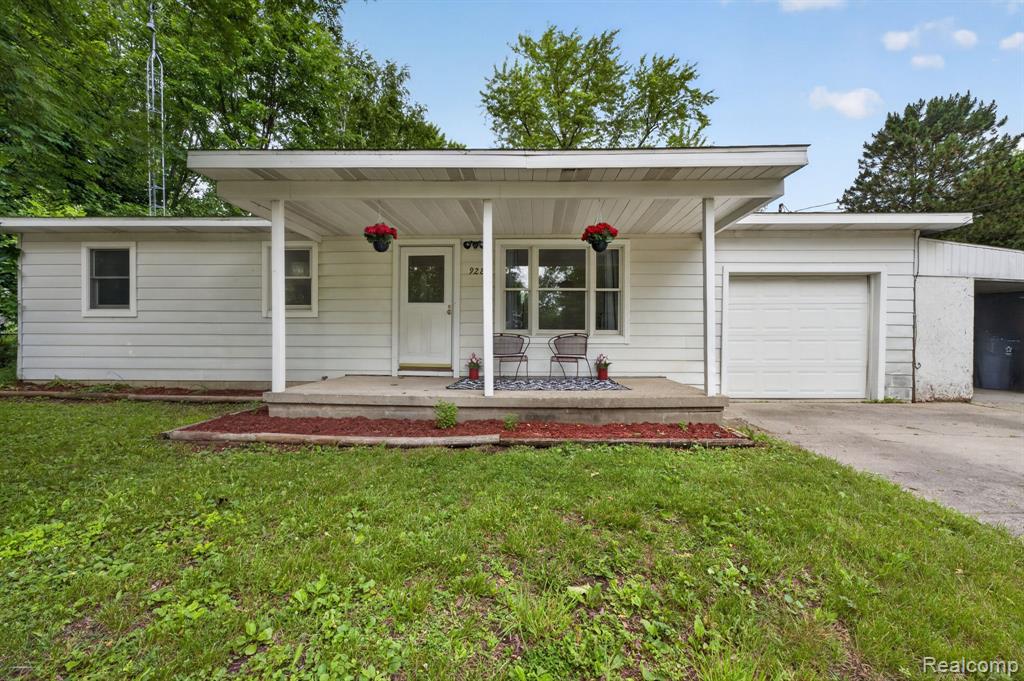 9288 Hilda Lane, Flushing, MI 48433