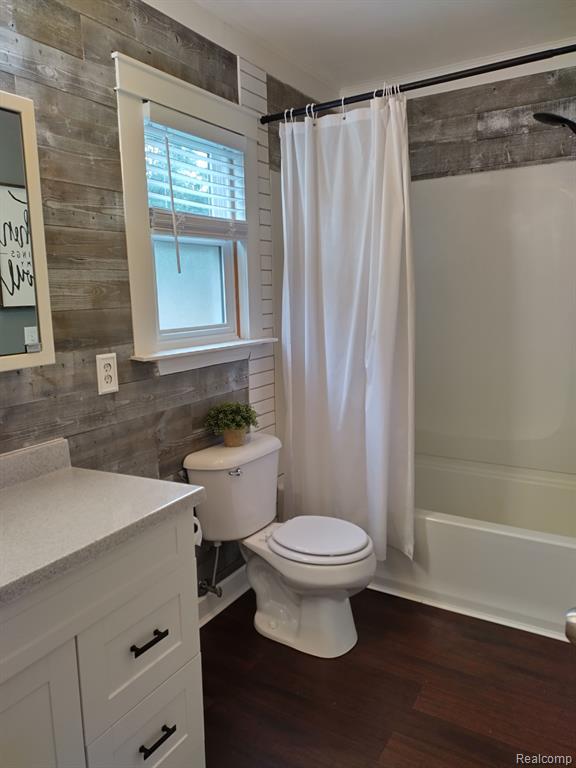 7484 WALNUT Drive, Goodrich Vlg, MI — Photo 12