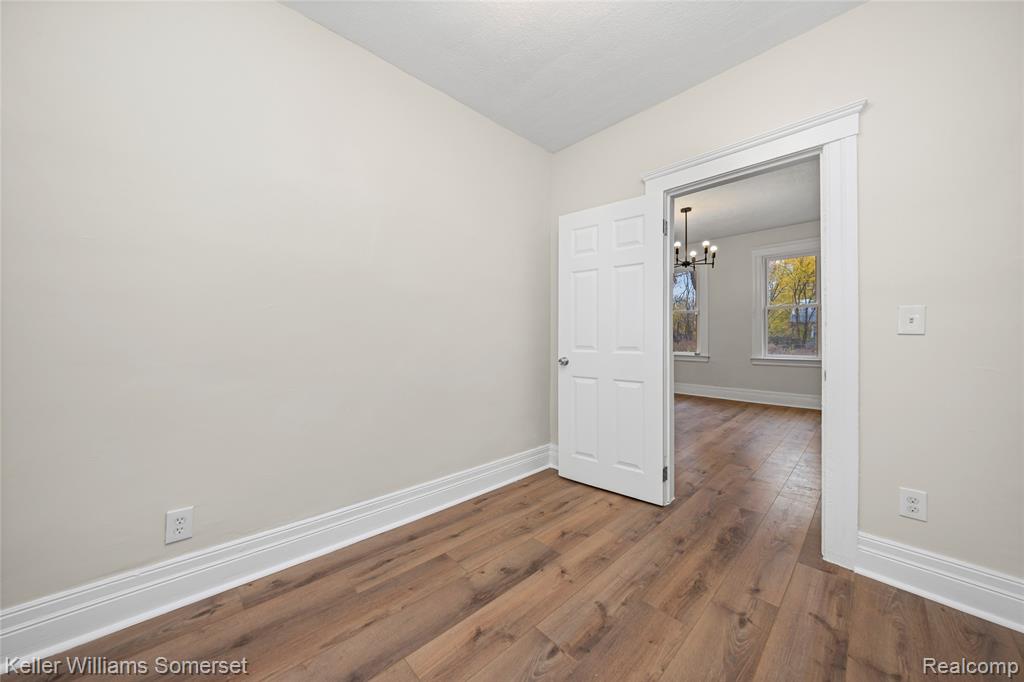 4510 Harding Street, Detroit, MI, 48214