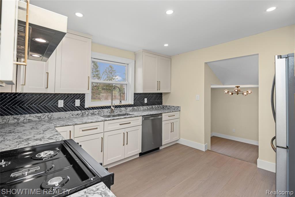 30430 Park Street, Roseville, MI 48066 — Photo 25