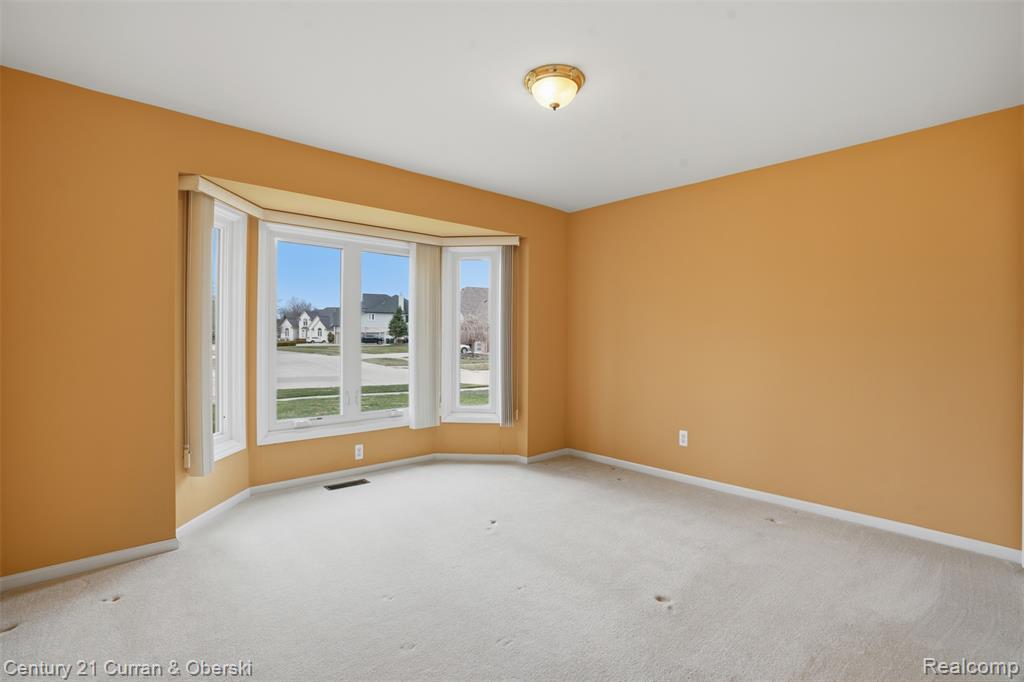 43612 Hoptree Drive, Sterling Heights, MI 48314 — Photo 26