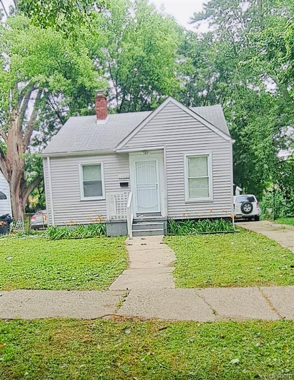 19930 Strasburg Street - Photo 2