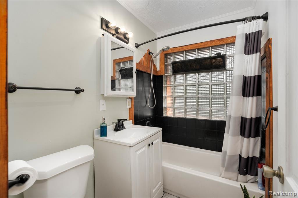 414 Fremont Street, Flint, MI 48504 — Photo 22