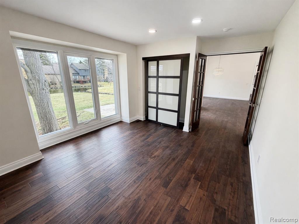 5525 Woodland Court, West Bloomfield, MI — Photo 28