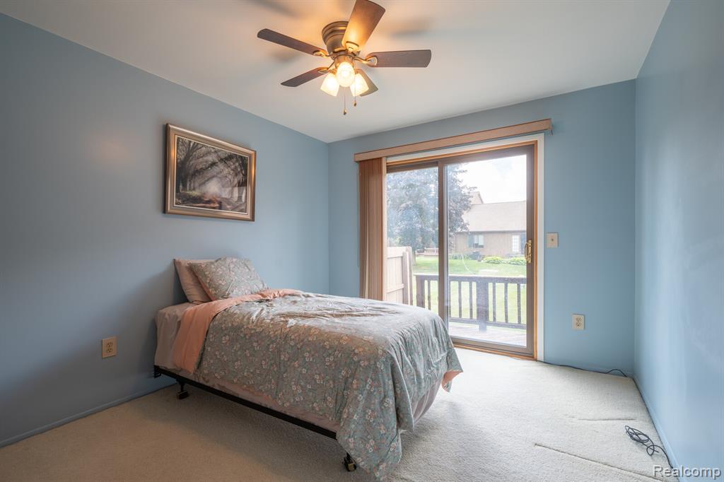 8341 Clay Court, Sterling Heights, MI 48313 — Photo 13