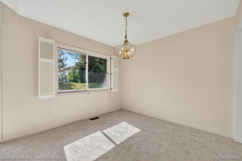 6172 Westbrooke Drive, West Bloomfield, MI — Photo 11