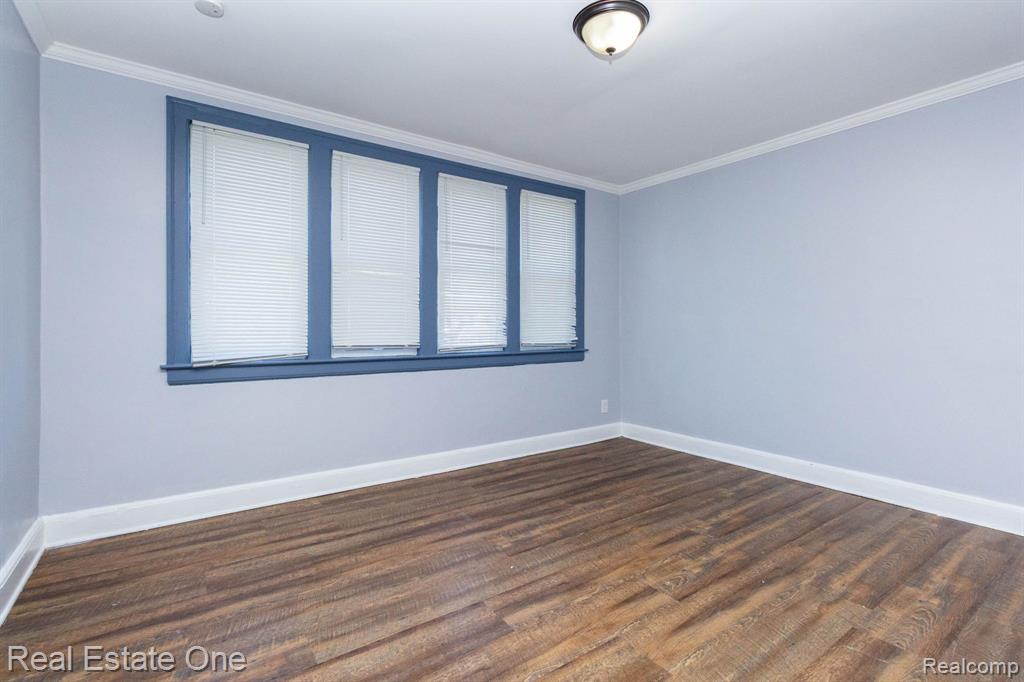 12568 Wilshire Drive, Detroit, MI 48213 — Photo 20