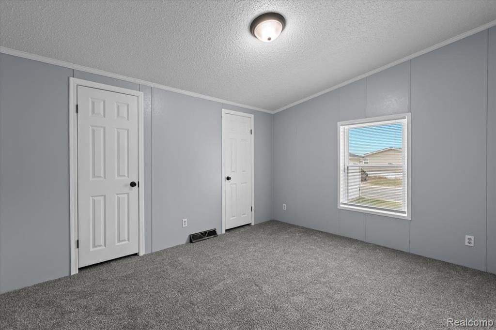28289 Spruce st., Flat Rock, MI 48134 — Photo 22