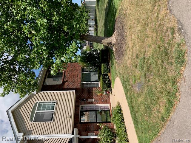 24015 Fairlane Boulevard, Woodhaven, MI 48183