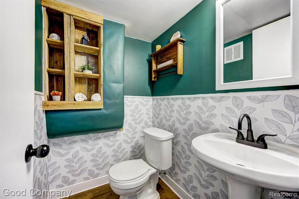 40038 Eagle Drive, Sterling Heights, MI 48310 — Photo 30