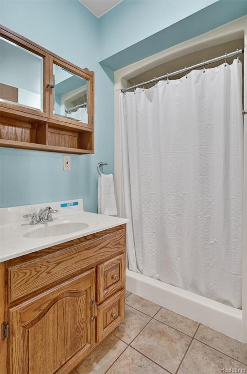 13749 Merrie Meadow Lane, South Lyon, MI 48178 — Photo 45