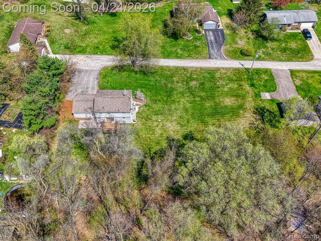 6056 Superior Drive, Brighton, MI 48116 — Photo 8